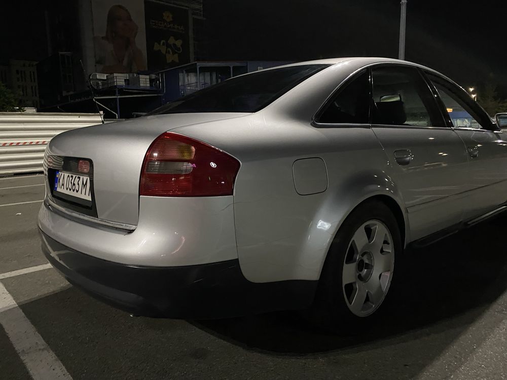 Audi a6c5.             (s6)