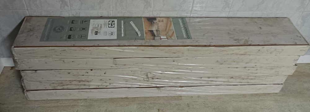 Placas de Pavimento flutuante laminado branco - 18 m2