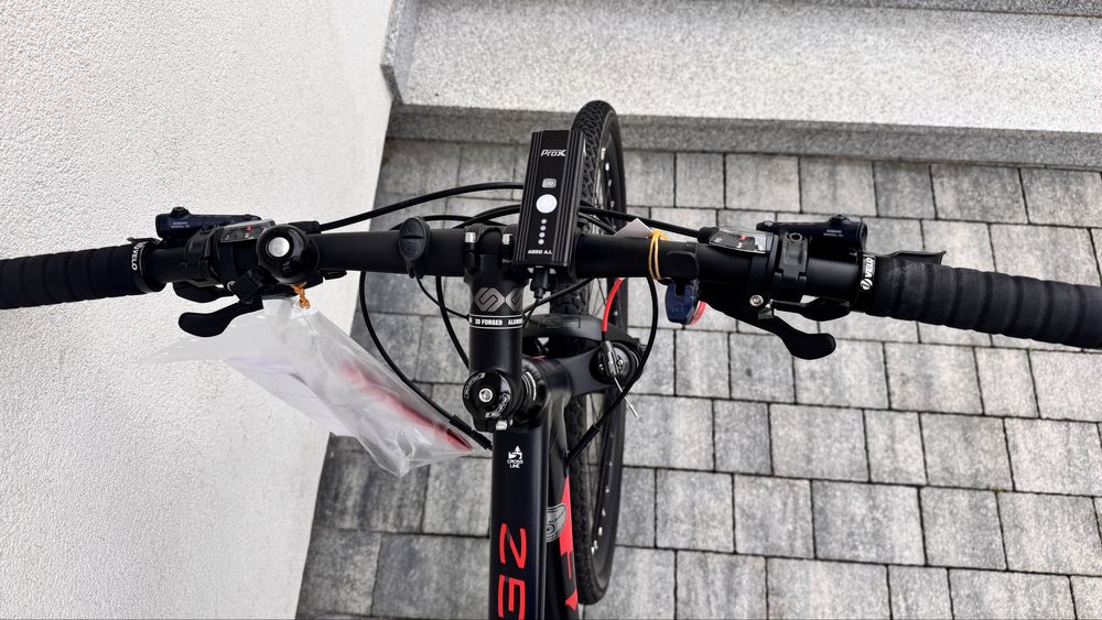 Gwarancja maj 2026 hydraulika Deore xtUnibike Zethos koła 28” rama 19
