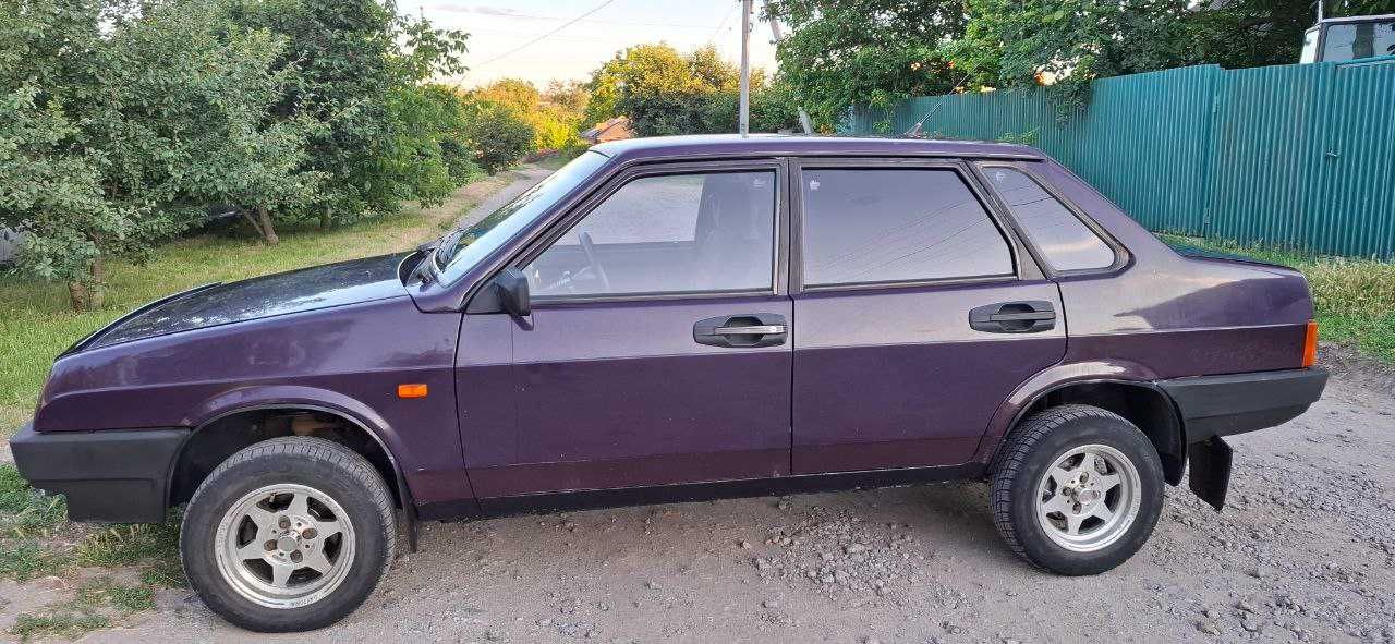 Продам ВАЗ 21099