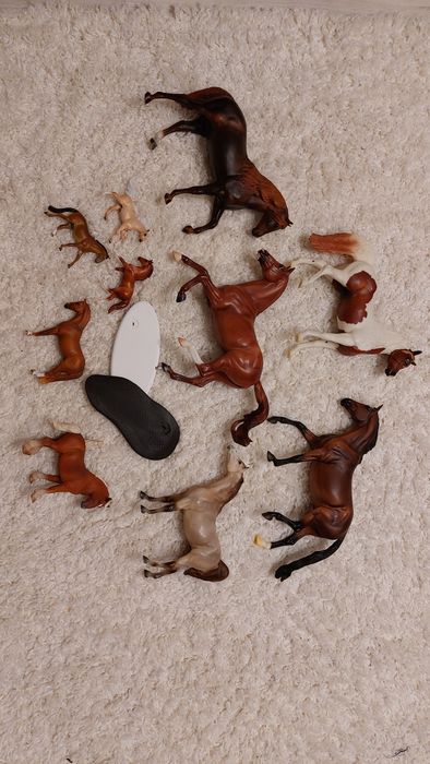 Figurki modele koni breyer collecta