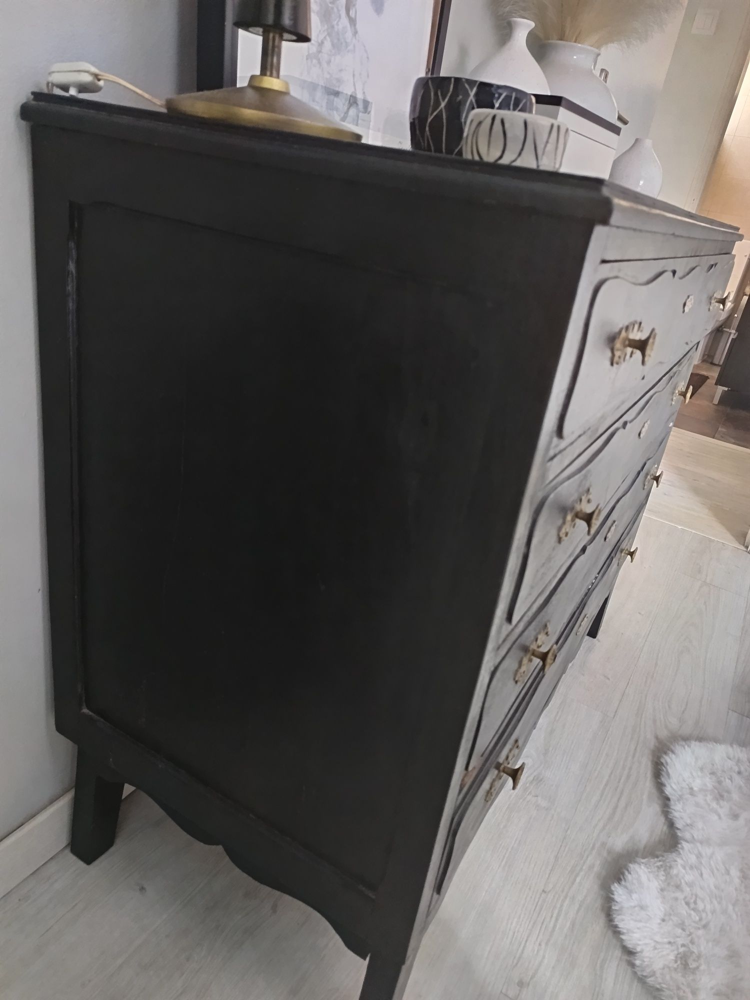 Comoda vintage restaurada