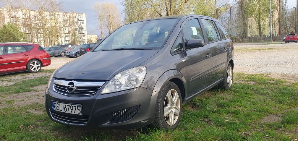 Opel Zafira B 7 miejsc