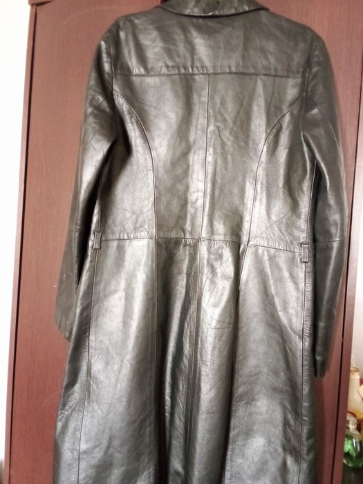 Плащ шкіряний фірми NAFNAF.