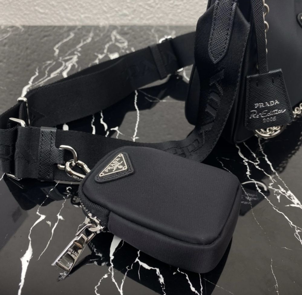 Prada Re-Edition 2005