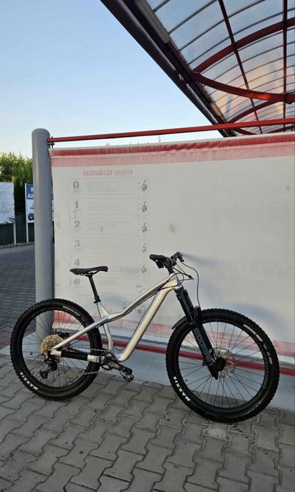 Dartmoor Hornet Pro 2022r r.M
