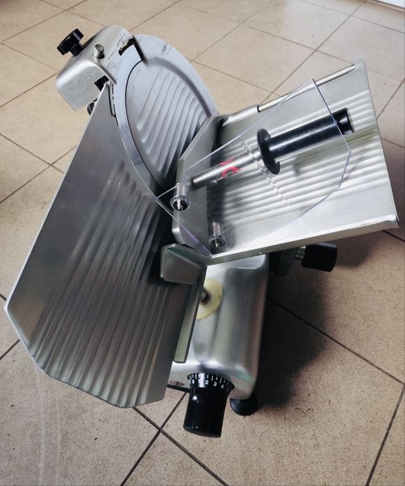 Krajalnica Mistro 300 stan idealny