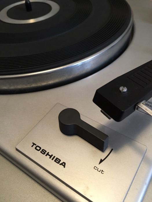 Gira discos TOSHIBA