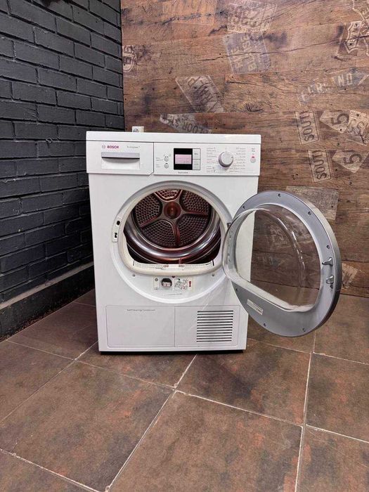 Сушильная / сушильна машина Bosch WTW86563PL з тепловим насосом.