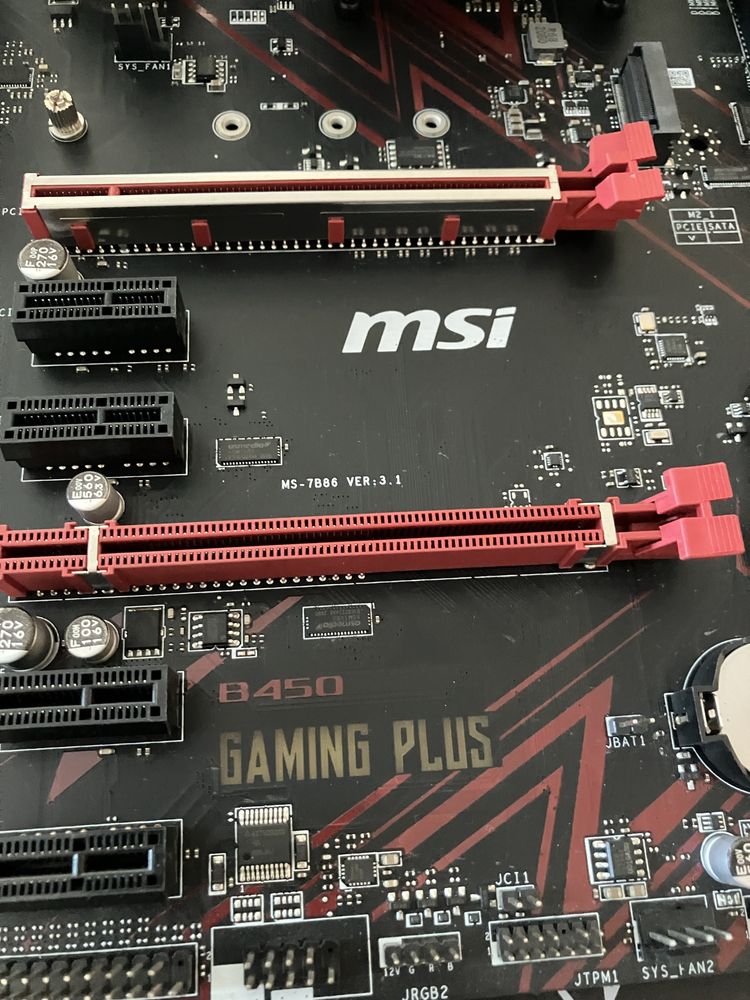 Bundle AM4 MSI B450 Gaming Plus Max com Ryzen 3 1200 e 8 GB DDR4