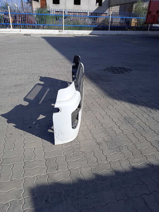 Grelha Frontal IVECO Stralis