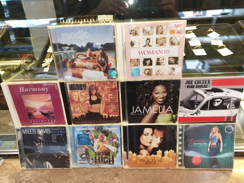 80 płyt CD premierowe Rap hip-hop dance pop czarna muzyka single