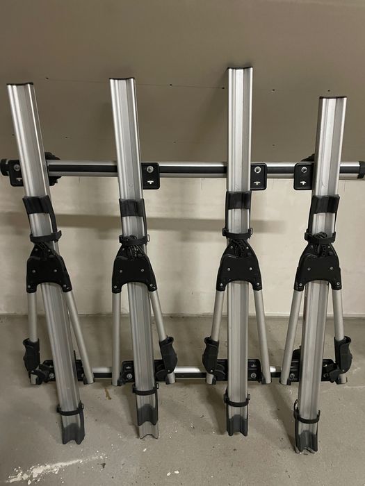 Thule Uchwyt na rowery samochodowy.