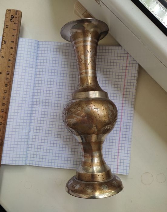 Продам Винтажная Бронзовая Ваза