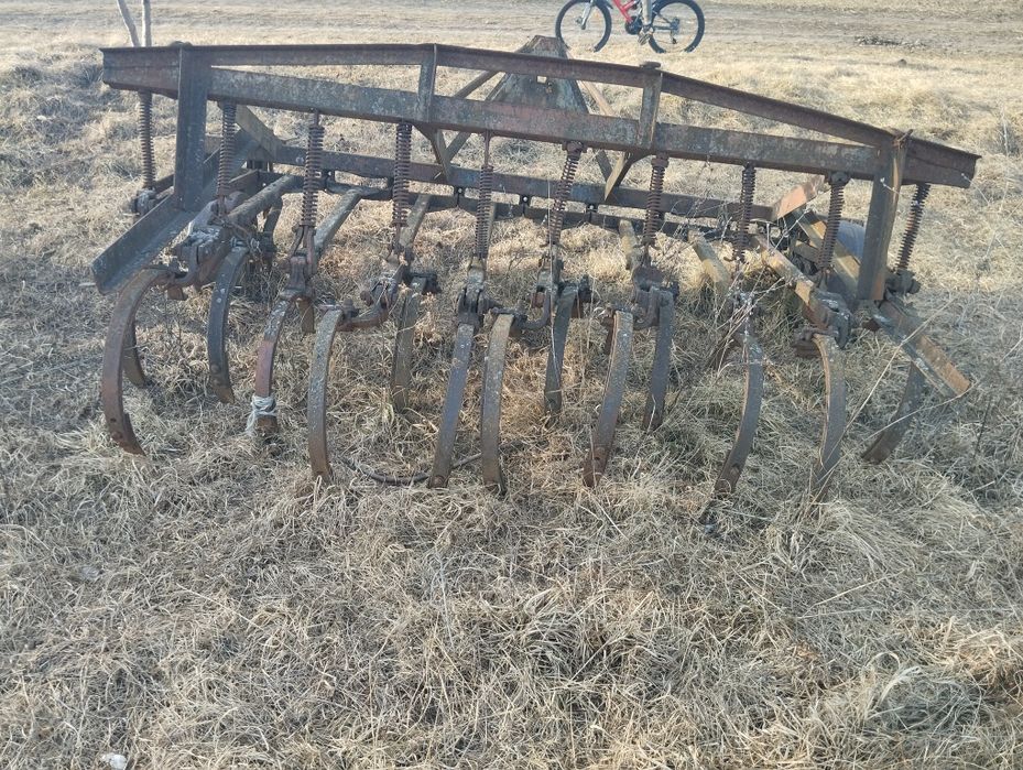 Культиватор та плуг