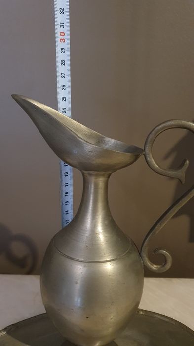 Conjunto Estanho jarro ou gomil com travessaa