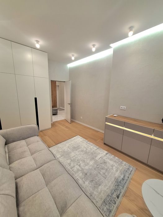 Центр . ЖК Ярославів Град . Генератор . Паркінг . Золоті Ворота