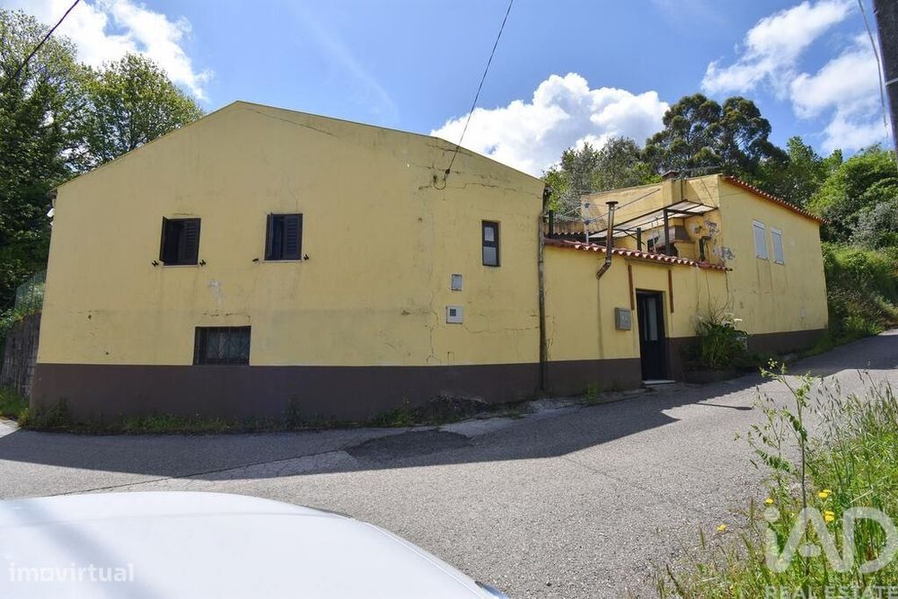 Casa de aldeia T3 em Vila Nova de 802,00 m2