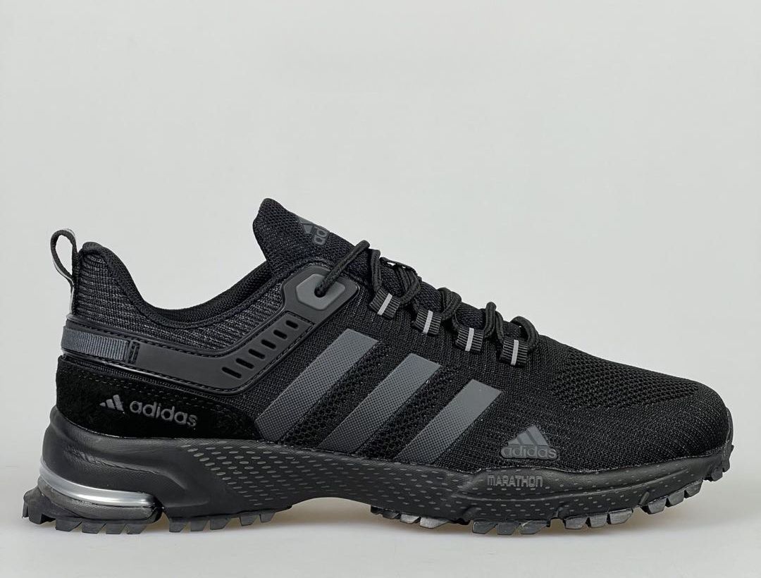 Кросівки чоловічі адідас МАРАТОН 26 (adidas MARATHON TR26)