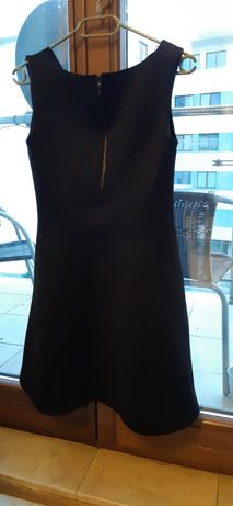 elegancka czarna sukienka kloszowana reserved roz. 34
