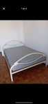 Cama de ferro com colchão