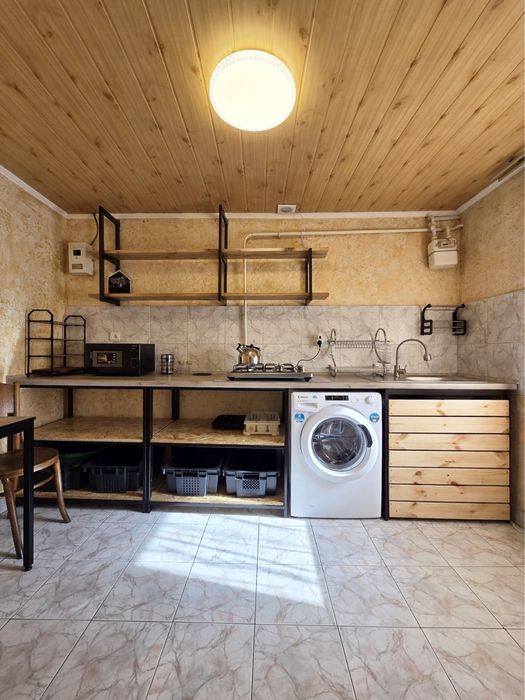 ЦЕНТР! Оренда 1/2 БУДИНКУ, 29 БЕРЕЗНЯ (р-н СОБОРНОЇ ПЛОЩІ), свій двір!