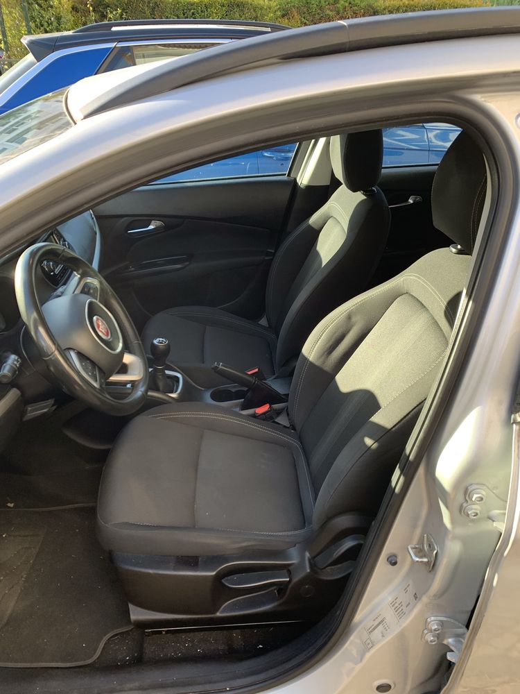 Fiat Tipo disponível para aluguer TVDE 230 Semana