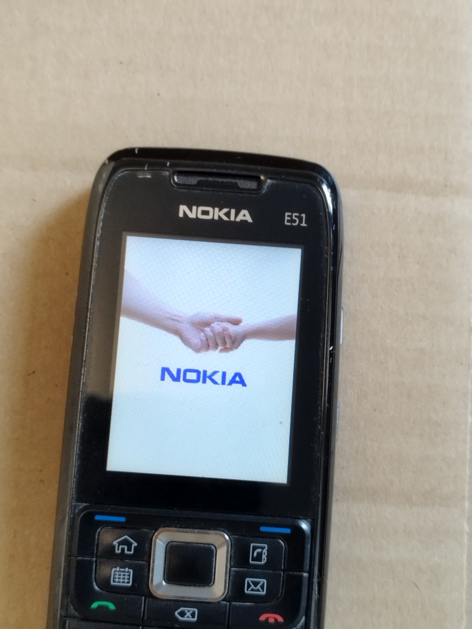 Telefon Nokia E51 Retro