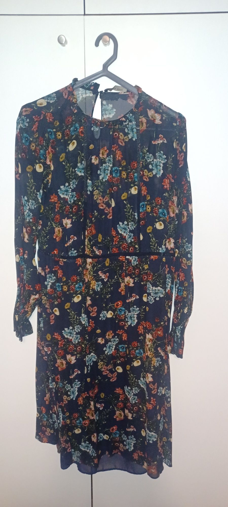 Vestido Zara motivo floral