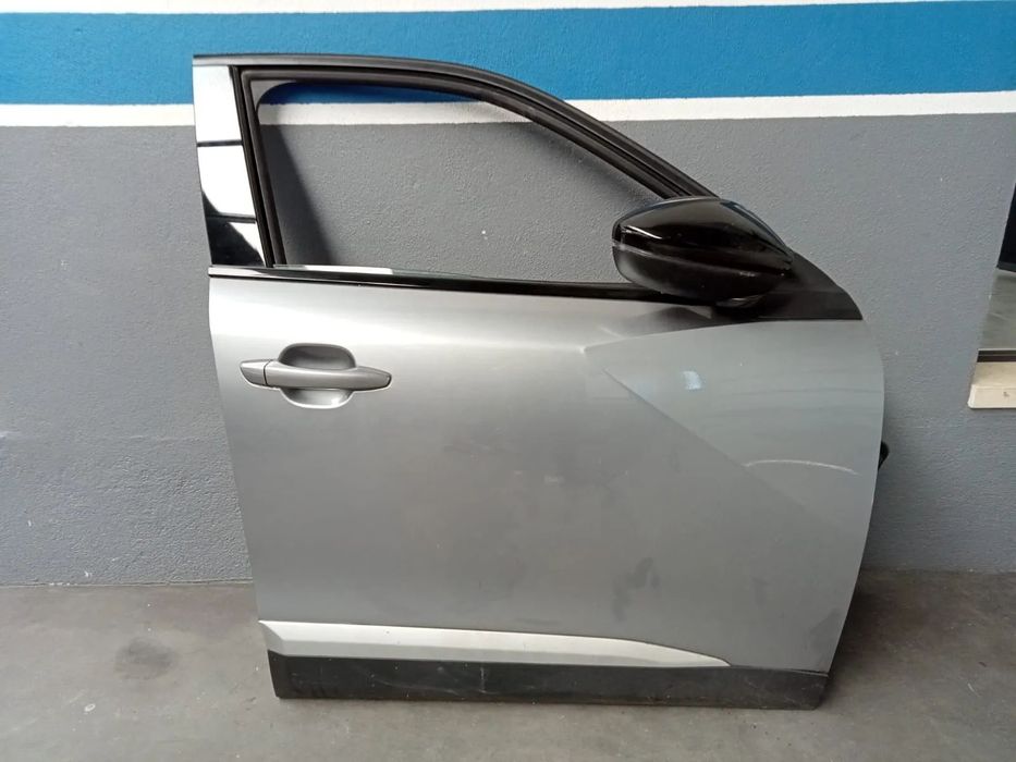 Porta FRT DRT Peugeot 2008 II 2022 c/ espelho