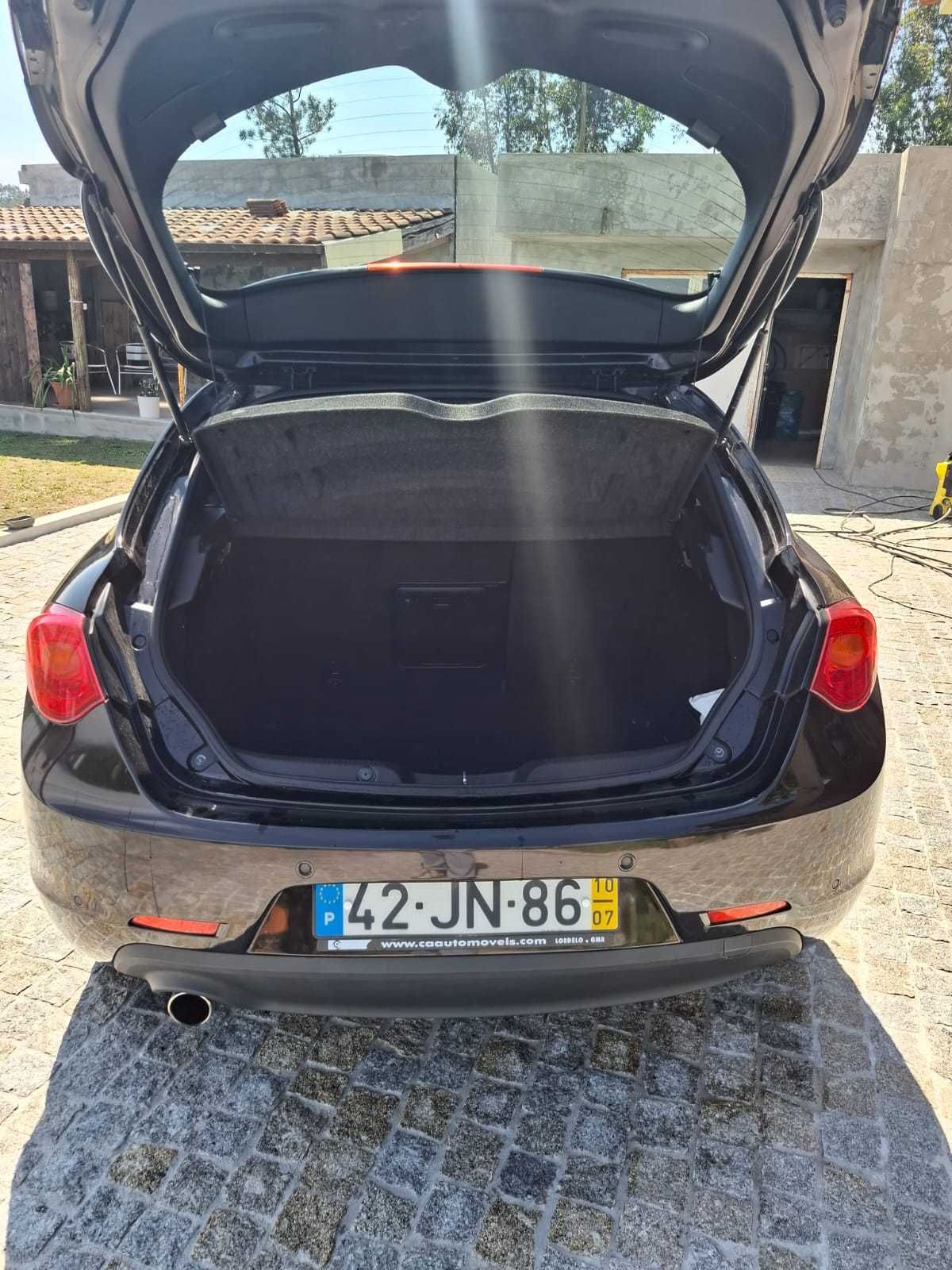 Alfa Romeo Guillieta 1.6 JTDm Distinctive
