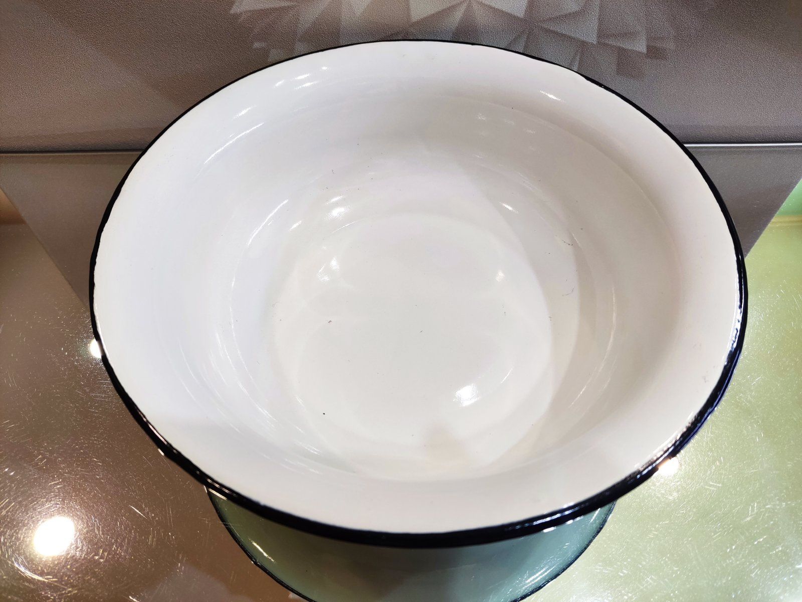 Новая миска кружка СССР чашка тарелка эмалированная