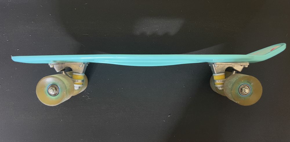 Skate com rodas de gel