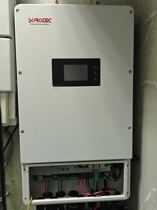 Гібридний інвертор Sorotec REVO HES 6kW/48V (ДБЖ)