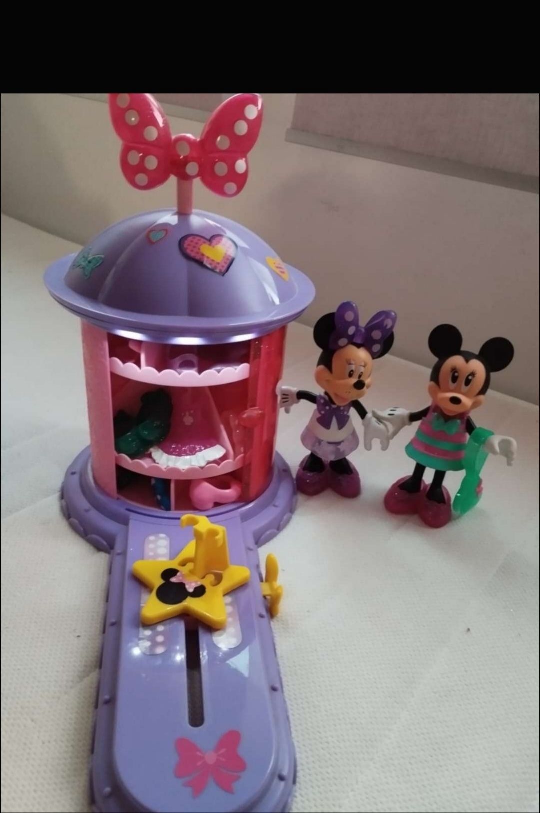 Brinquedo "Gira Estilos" da Minnie