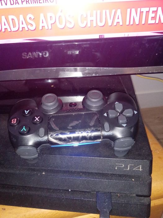 Ps4 1Tb + comando + jogo Spider man