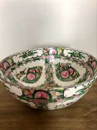 Taça de porcelana chinesa