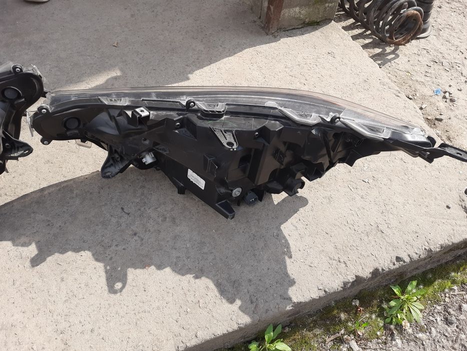 Фара Toyota RAV4 Led с 2019 года