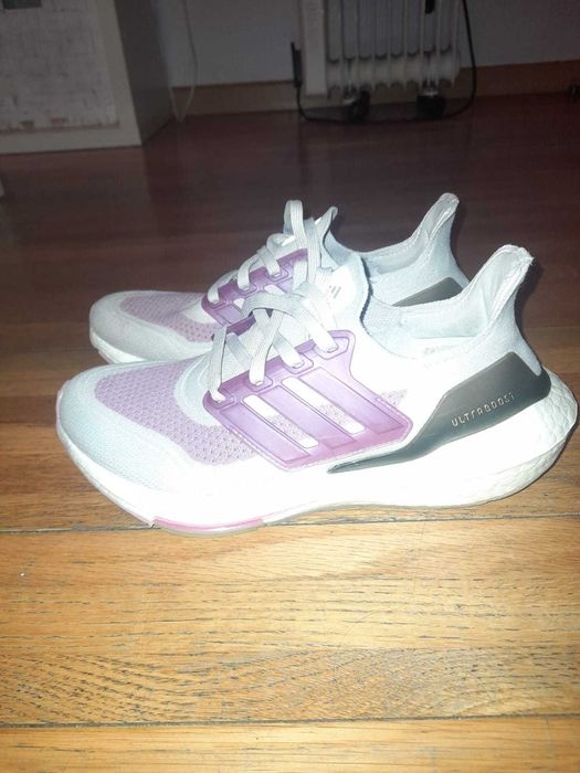 Tênis de corrida Adidas feminino Ultraboost 21