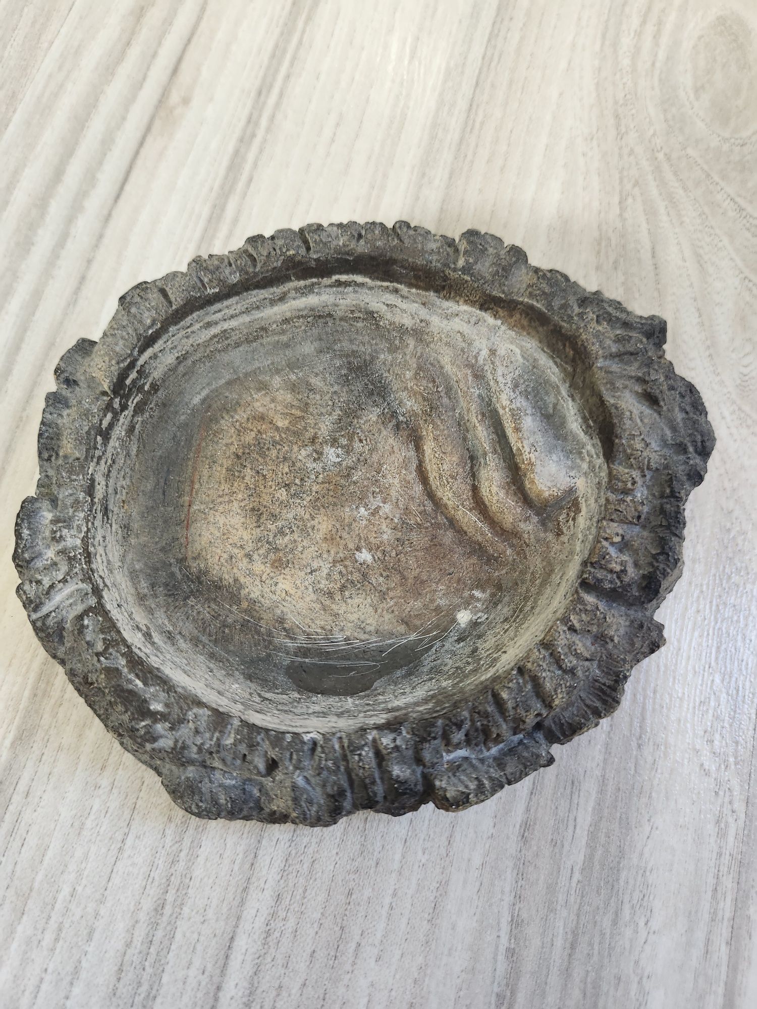 Akcesoria do terrarium m.in skałka, termostat, miska/miski