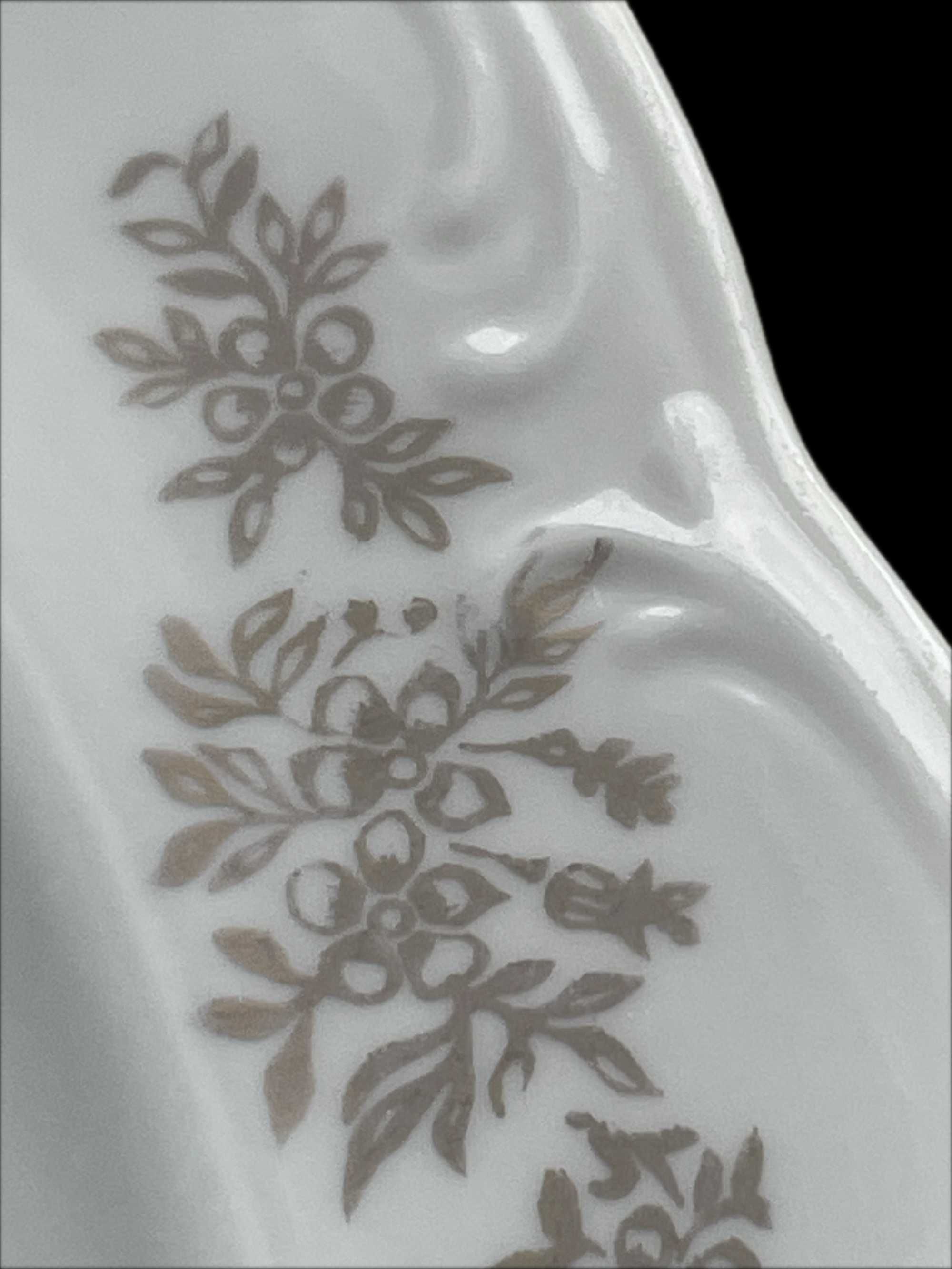 Półmiski Wałbrzych para 2 szt zdobione porcelana PRL 29 cm