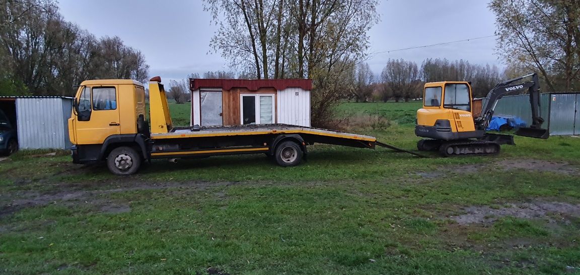 Uslugi koparką i lawetą