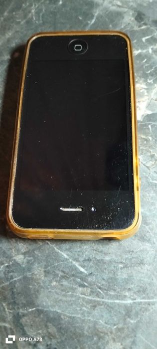 Продам iphone 4s apple