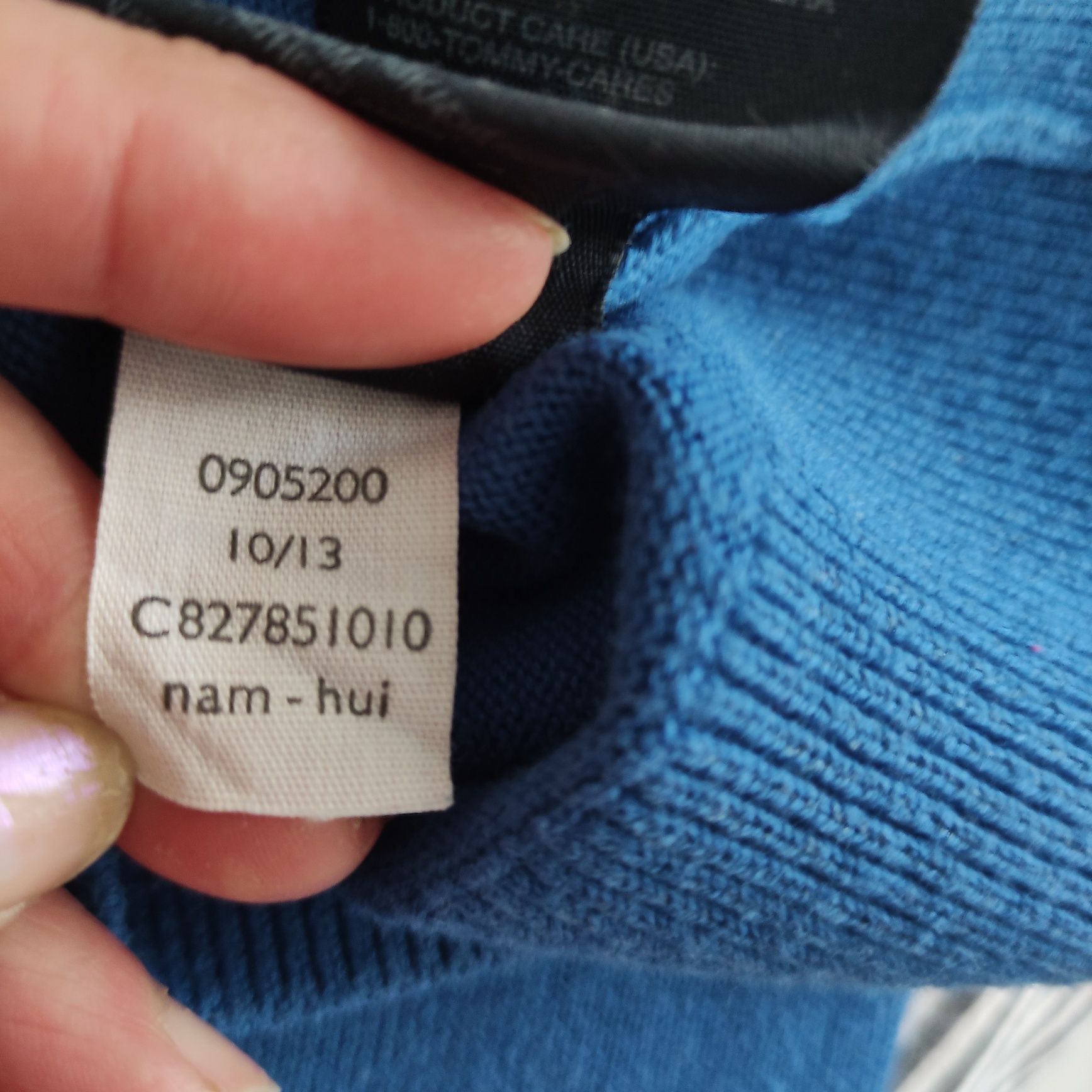 Sweterek Tommy Hilfiger.