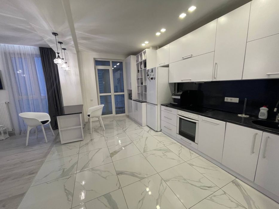 Є EcoFlow!ШИКАРНА 3-кім VIPновобуд(кухня-студія) О.ПЕТРИЩУКА(Суворова)