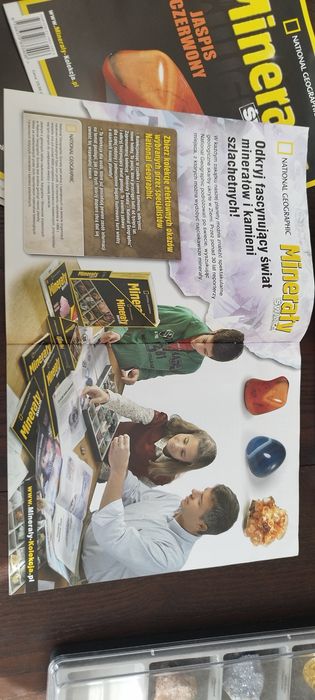 Kolekcja MINERAŁY ŚWIATA National Geographic + pudełko