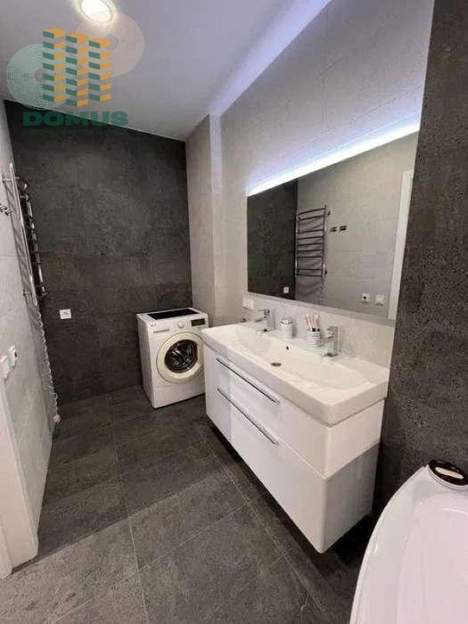 Продам! 2 комн квартира с ремонтом. ЖК Маршал Сити, Таирова