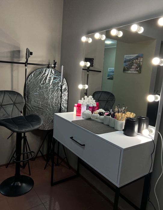 Макіяжний стіл/ стіл+стілець для бровиста