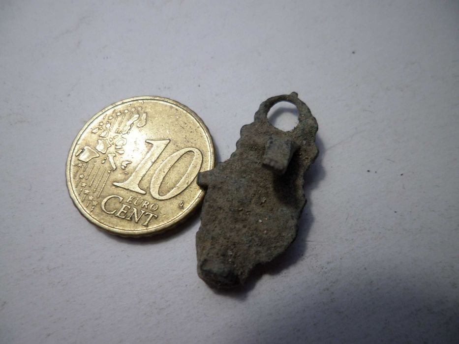 'Peça' antiga em Bronze. Será Pendente?