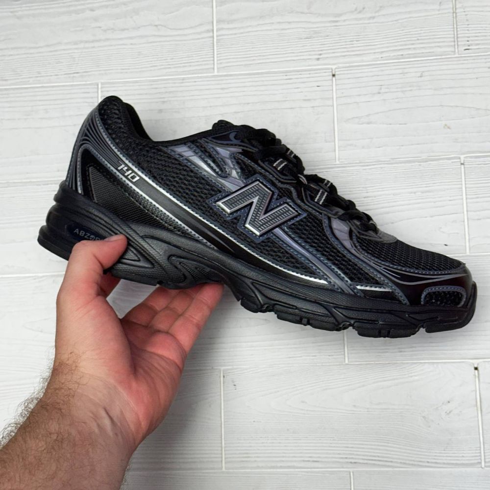 Чоловічі кросівки new balance 740